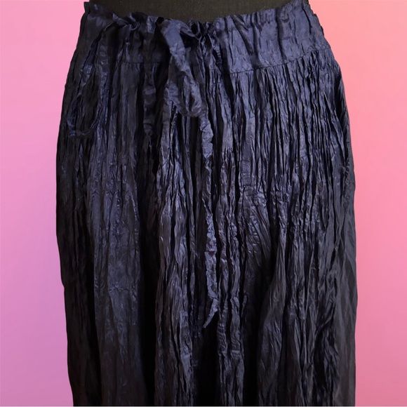 Ray London Elegant Fairy Dark Blue Navy Crinkled Maxi Skirt w/ Petal Hem - Picture 3 of 16